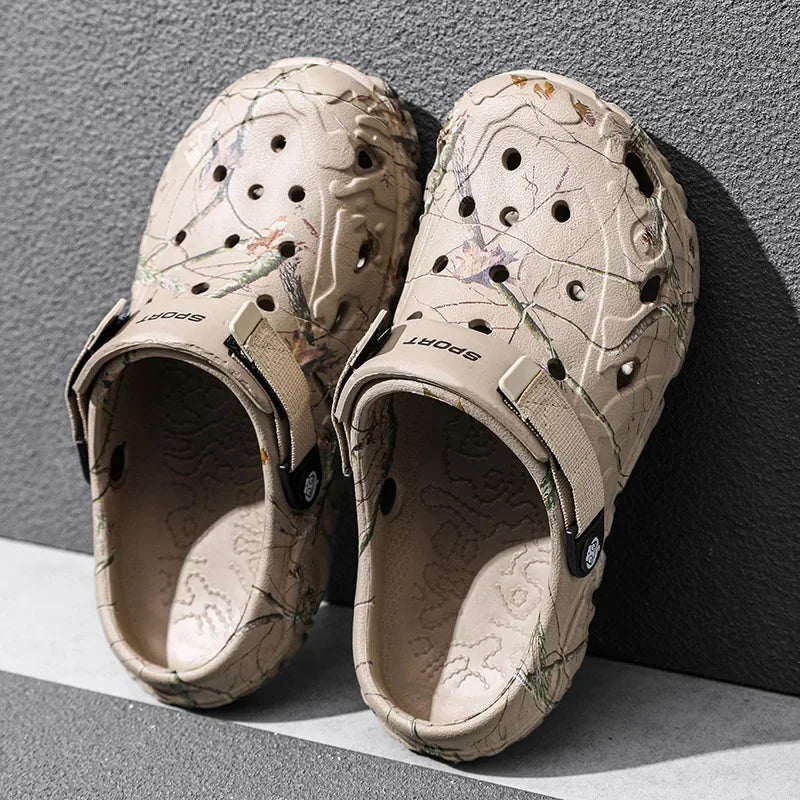 Summer Men’s Clogs & Sandals  👟