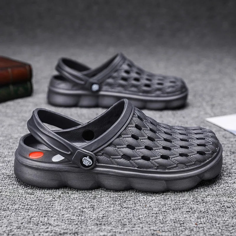 Summer Men’s Clogs & Sandals  👟