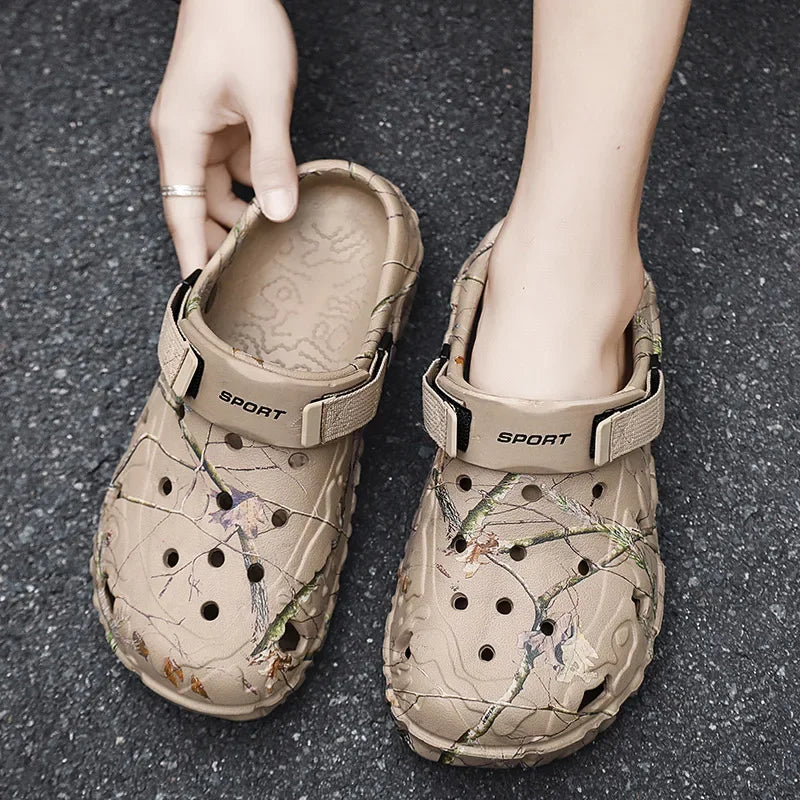 Summer Men’s Clogs & Sandals  👟