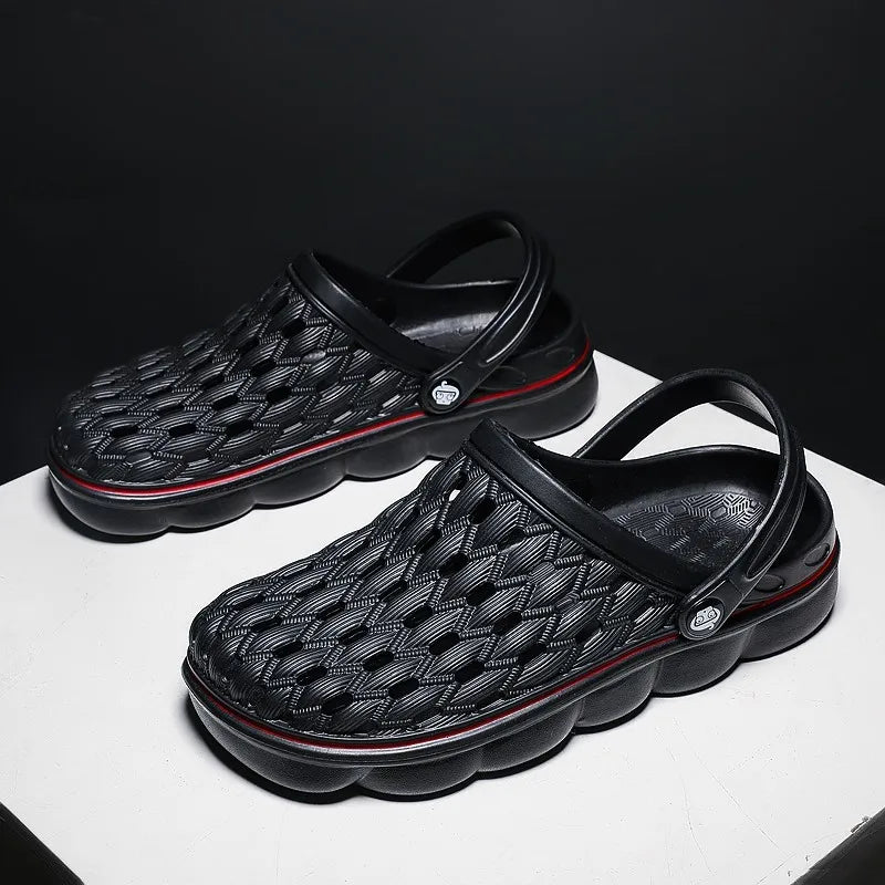 Summer Men’s Clogs & Sandals  👟