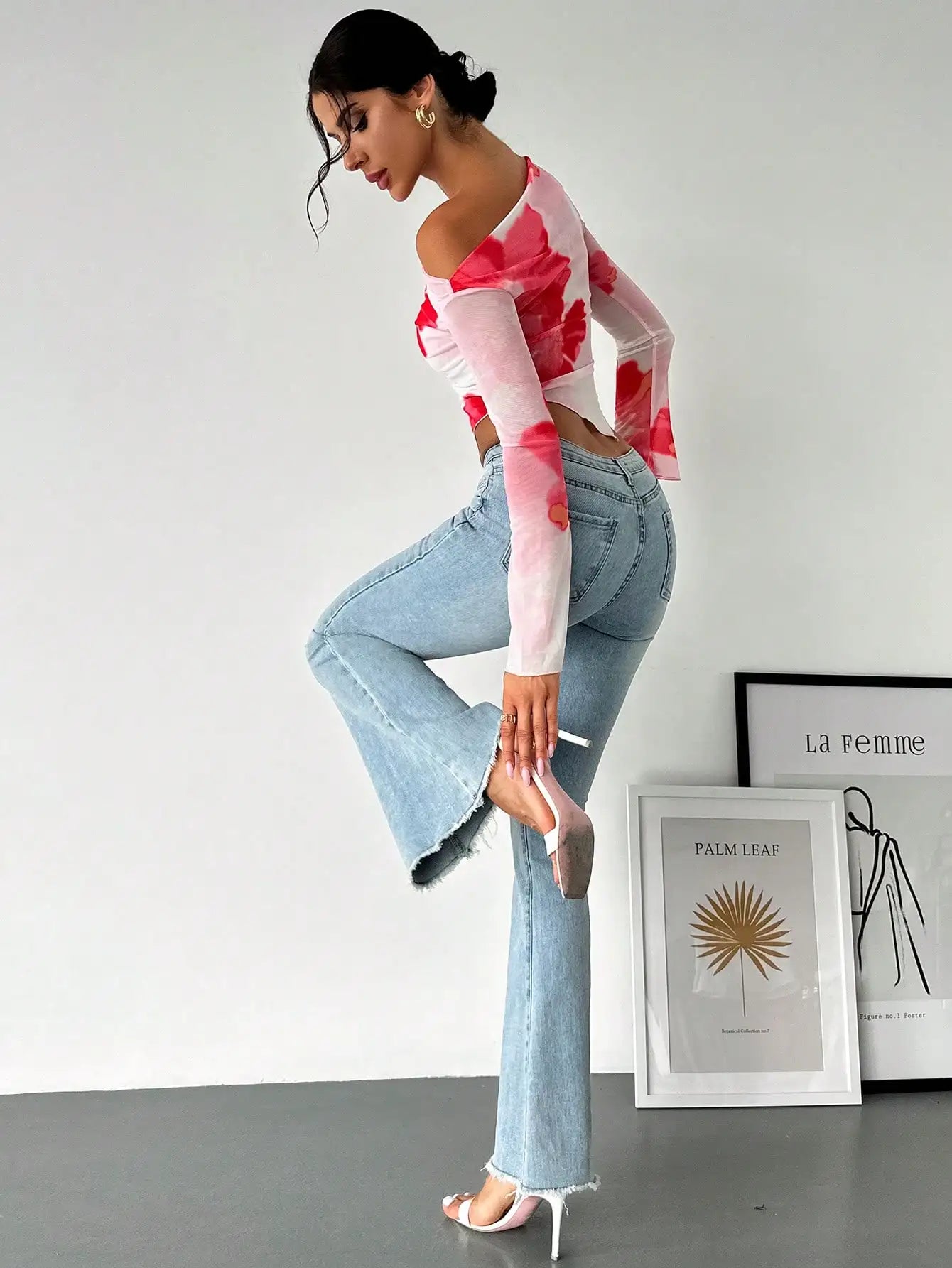 Sweet Spice Mesh Print Diagonal Shoulder Long Sleeve Top – Women’s Irregular Off-the-Shoulder Crop ✨